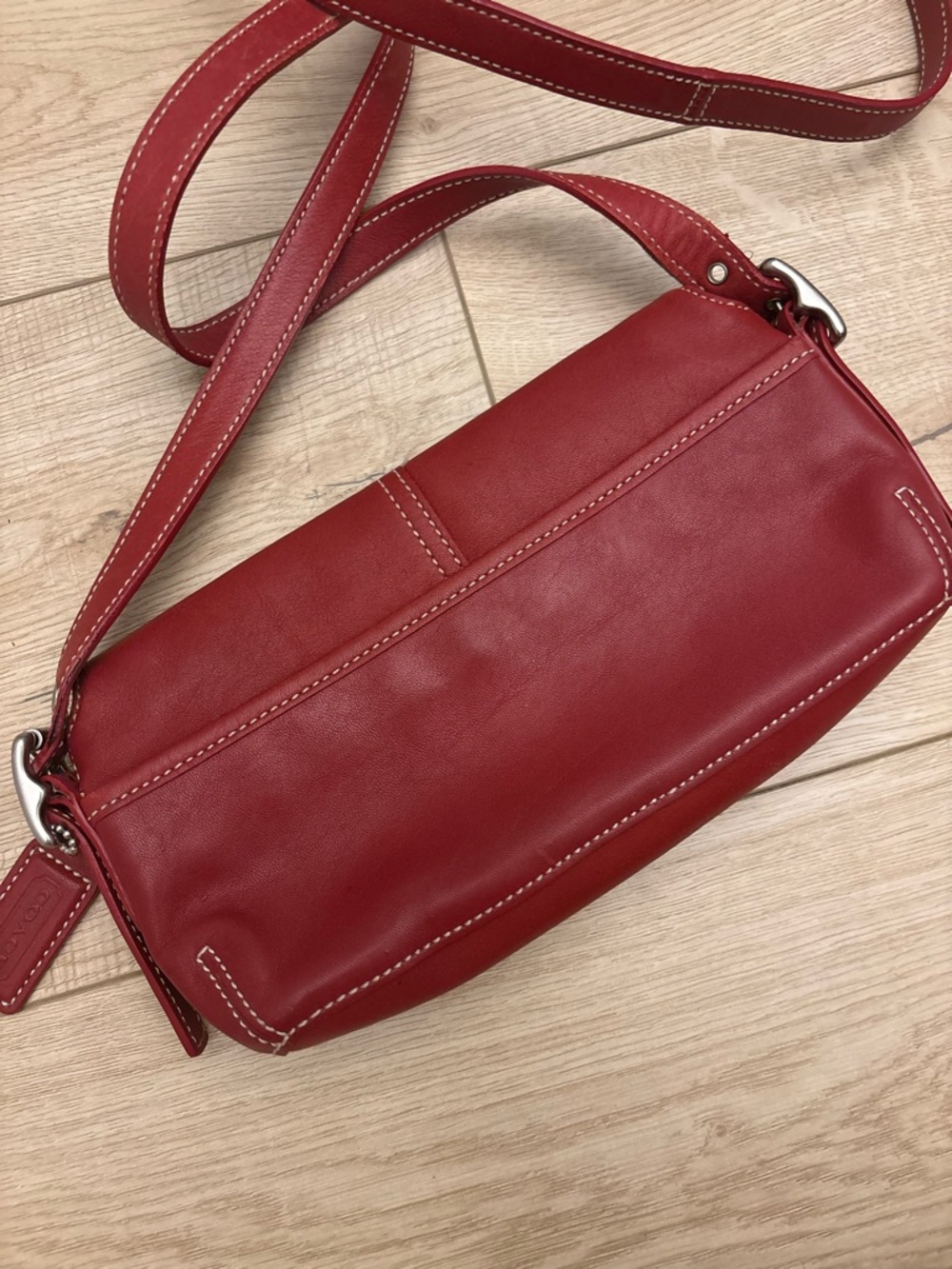 Y2K Coach Mini Legacy Shoulder Bag in Burgundy Red Leather Coach Vintage - Picture 10 of 15